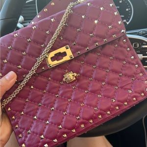 ❤️ MEDIUM NAPPA ROCKSTUD SPIKE BAG